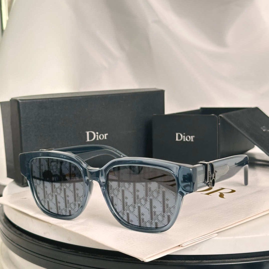 Lunettes D*ior— LN016