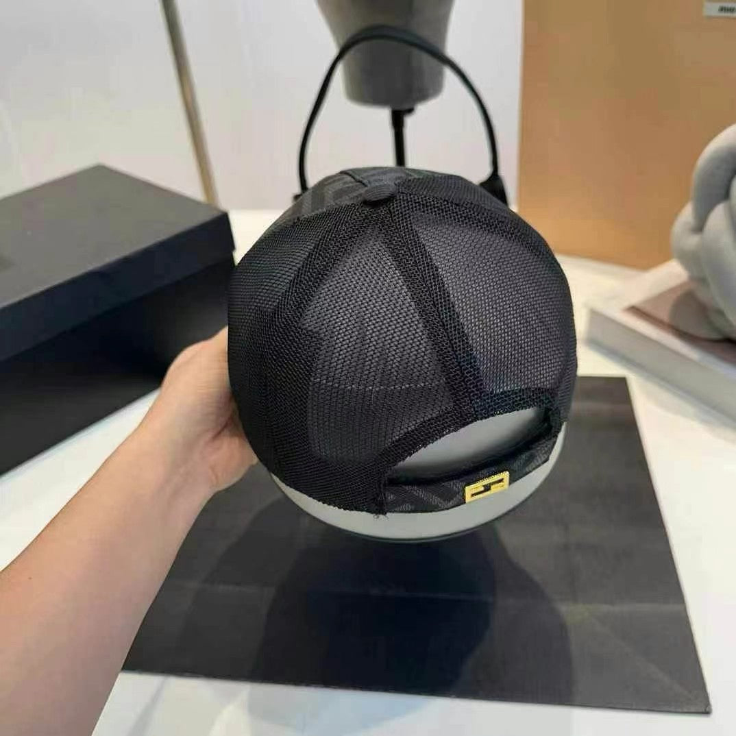 Casquette F*endi — CQ015