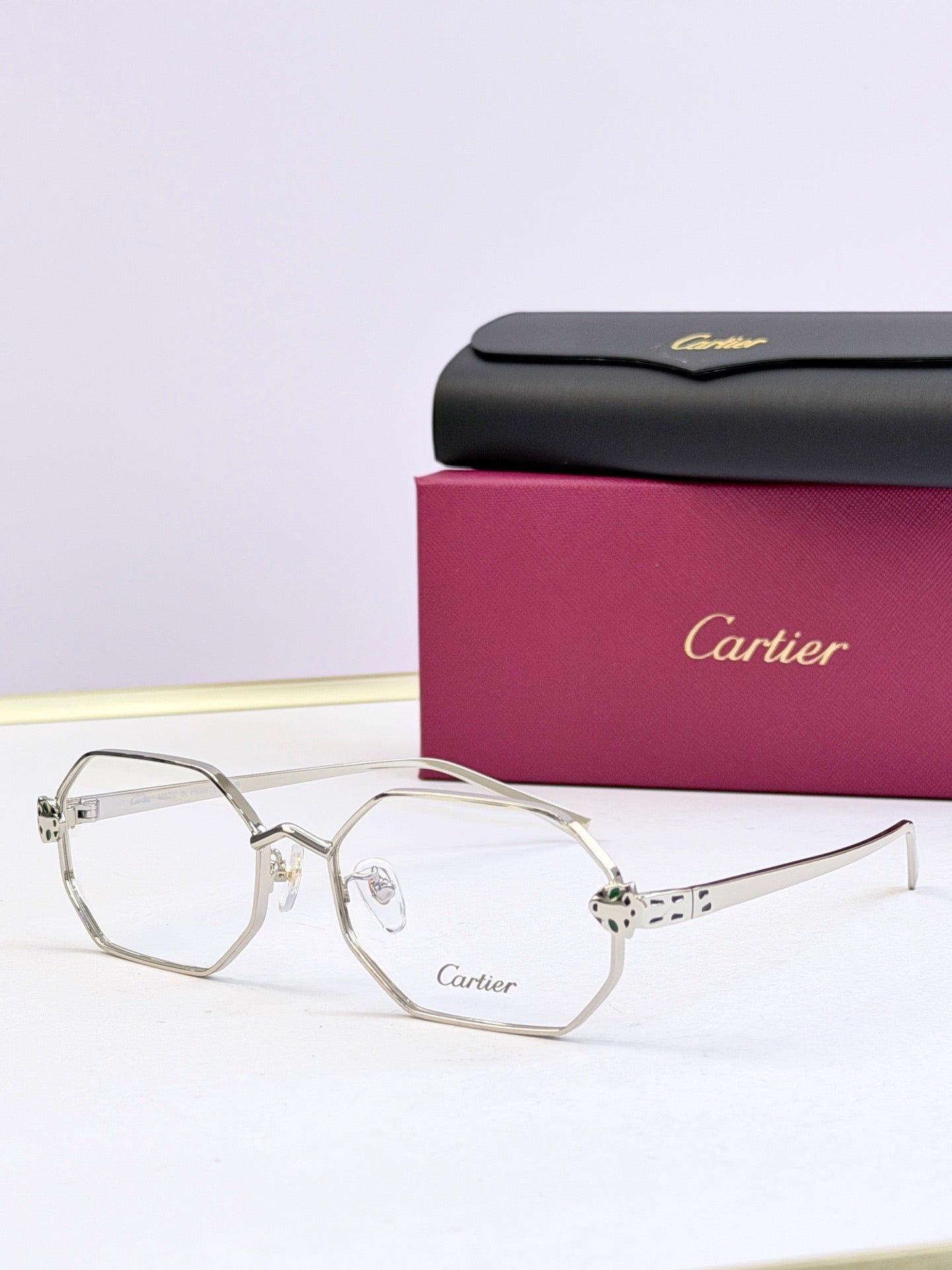 Lunettes C*artier — LN006