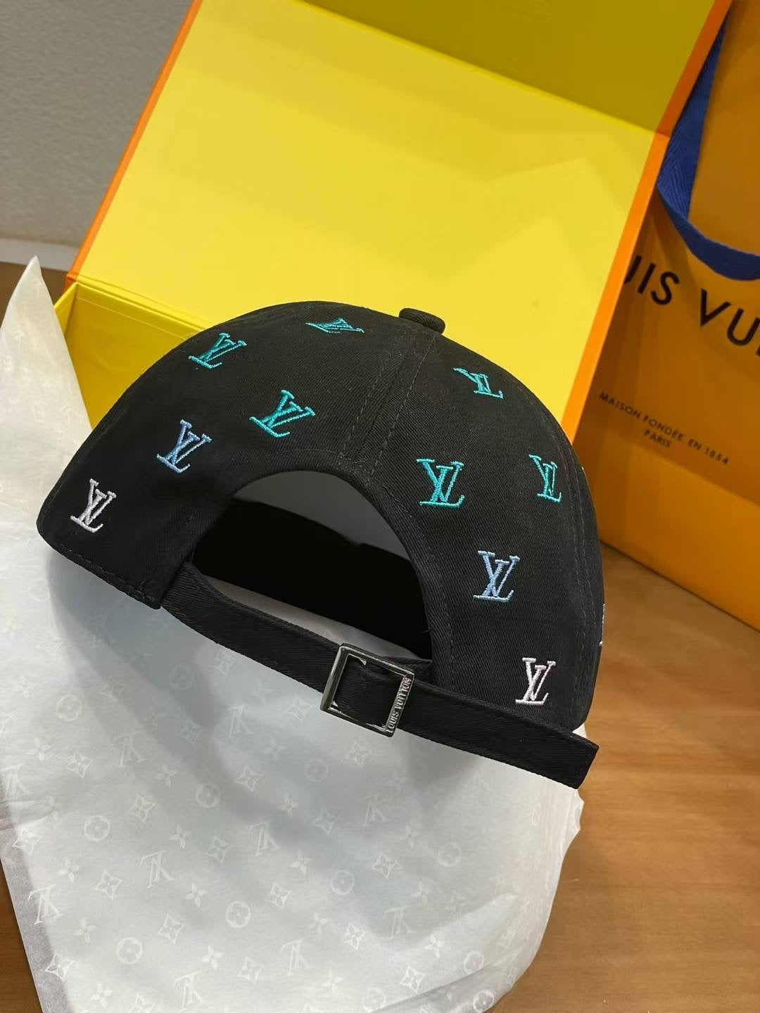 Casquette L*ouis V — CQ004