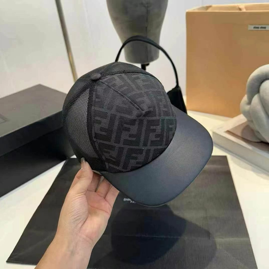 Casquette F*endi — CQ015